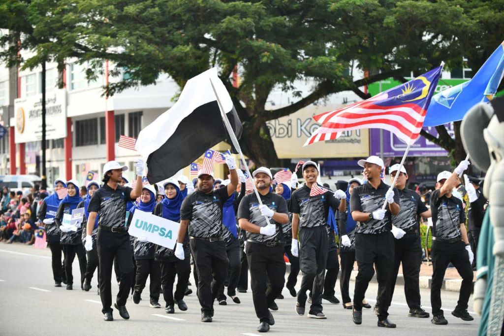 Kontinjen UMPSA meriahkan  Perbarisan dan Perarakan Sambutan Hari Kemerdekaan