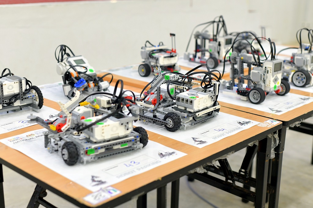 130 Pasukan Berentap Rebut Juara Robotik NRC 
