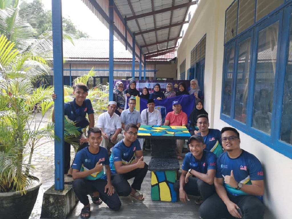 Sukarelawan MASKUM UMP Curah Bakti di Bumi Aceh