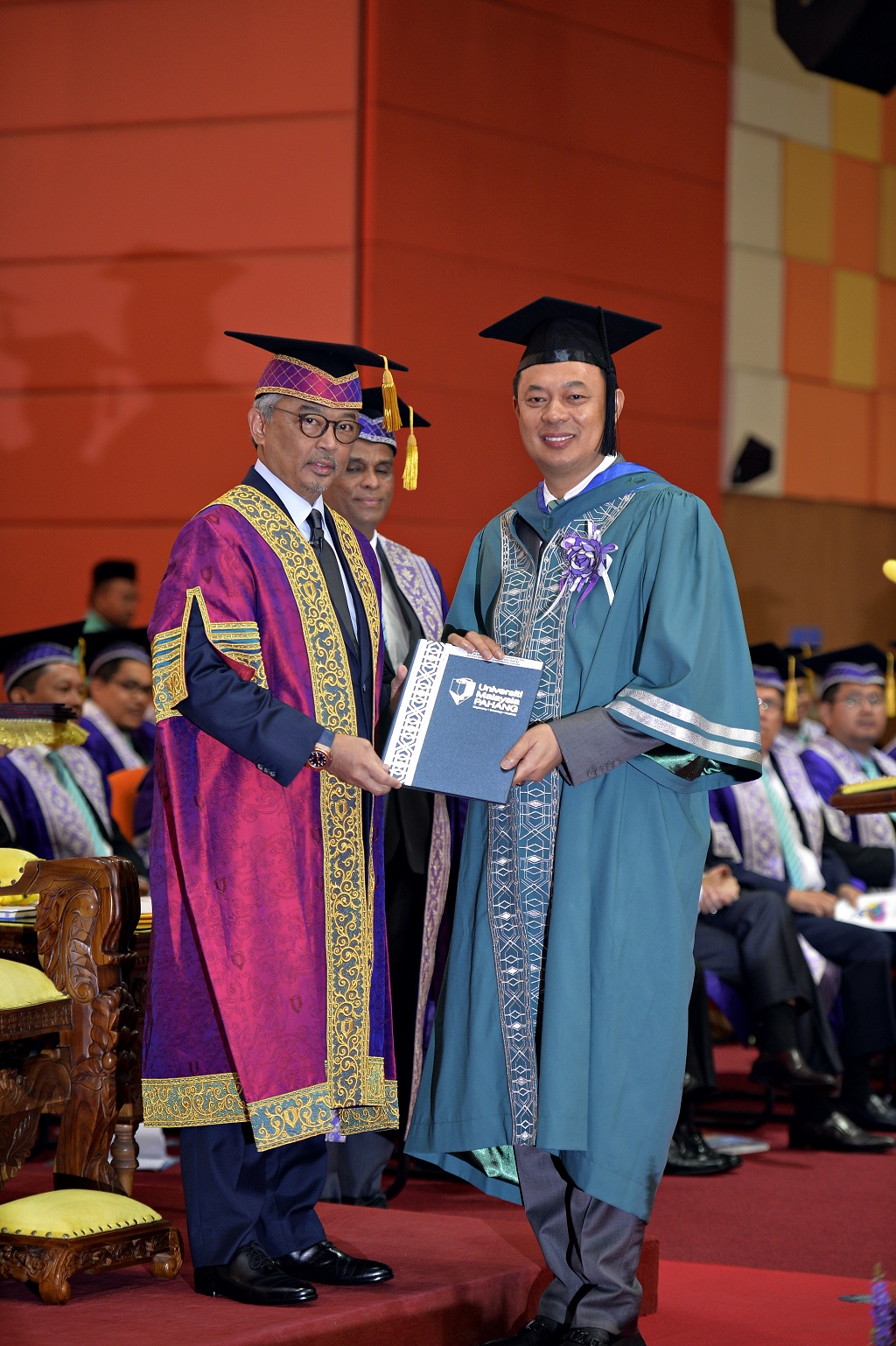 Sultan Pahang’s Brother conferred with UMP Lifelong Professional Learning Award