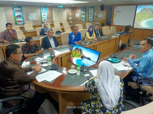 UMPSA dan Kerajaan Negeri Pahang Kaji Kebolehlaksanaan Pembinaan Spur Line ECRL