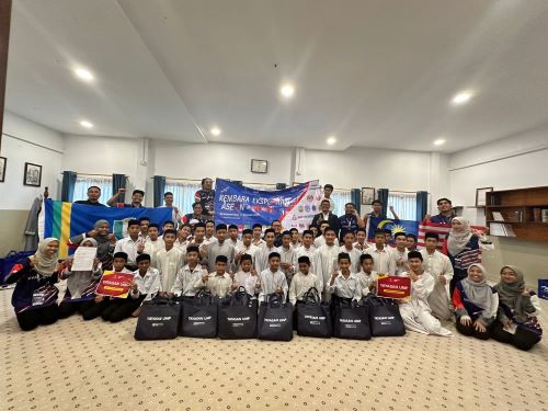 The UMP Foundation's Asean Exploration Journey honours the Muslim community in Cambodia