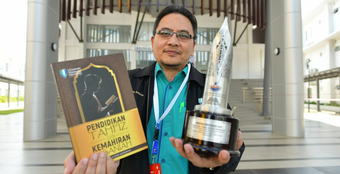 UMP rangkul Anugerah Buku Negara
