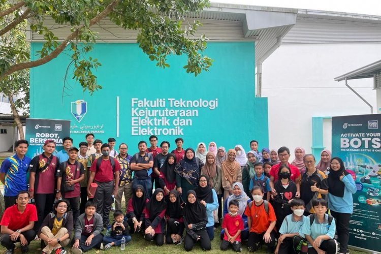 Petrosains RBTX Challenge 2023 empowers robotics enthusiasts in Pahang