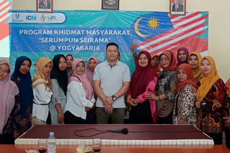 UMPSA laksana khidmat komuniti bersama masyarakat Demangrejo, Indonesia
