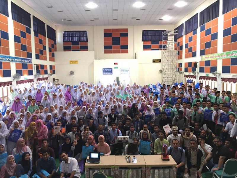 Malay language enhancement carnival benefitted UMP foreign students