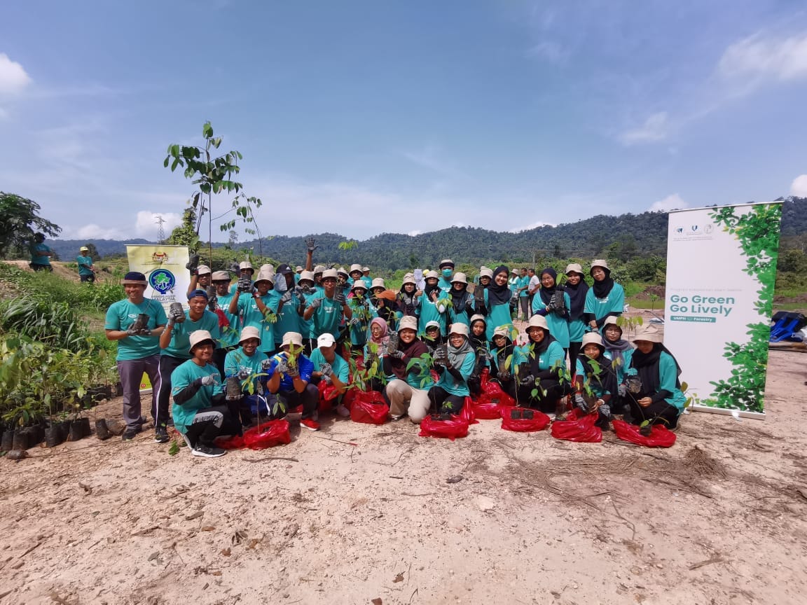 160 UMP Kilau Volunteers, UMPH plant 2,000 trees