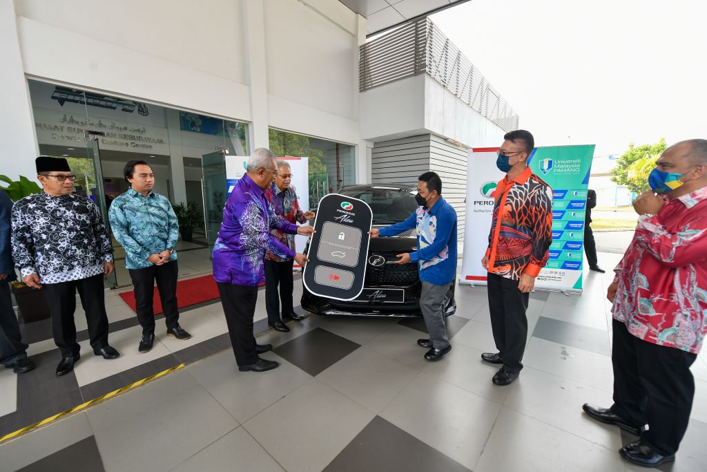 UMP receives MPV from Perodua