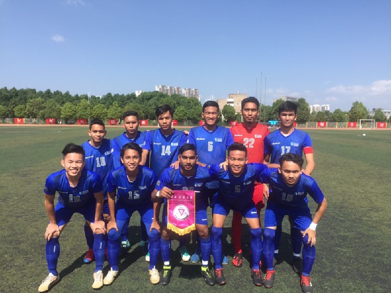 Pasukan bola sepak UMP timba pengalaman di Kunming China