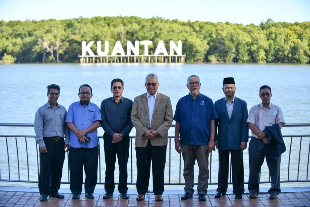 UMP rai pengamal media Pahang dalam Majlis Iftar