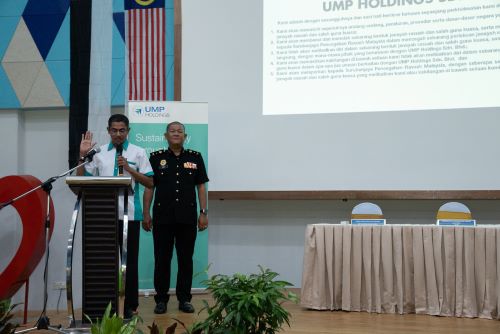 300 staf dan kepimpinan Kumpulan UMP Holdings tunai lafaz ikrar bebas rasuah
