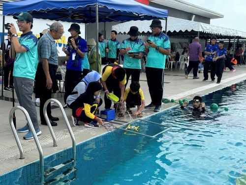 2023 Underwater Robot Challenge programme attracts school students to learn robotics basics