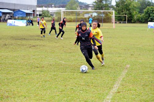 UMP tuan rumah Karnival Bola Sepak 7s Wanita IPT 2022