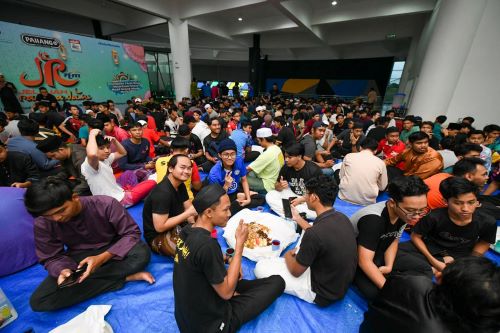 UMP, RTM, ADABI santuni warga kampus dalam Jelajah Ramadan 2023