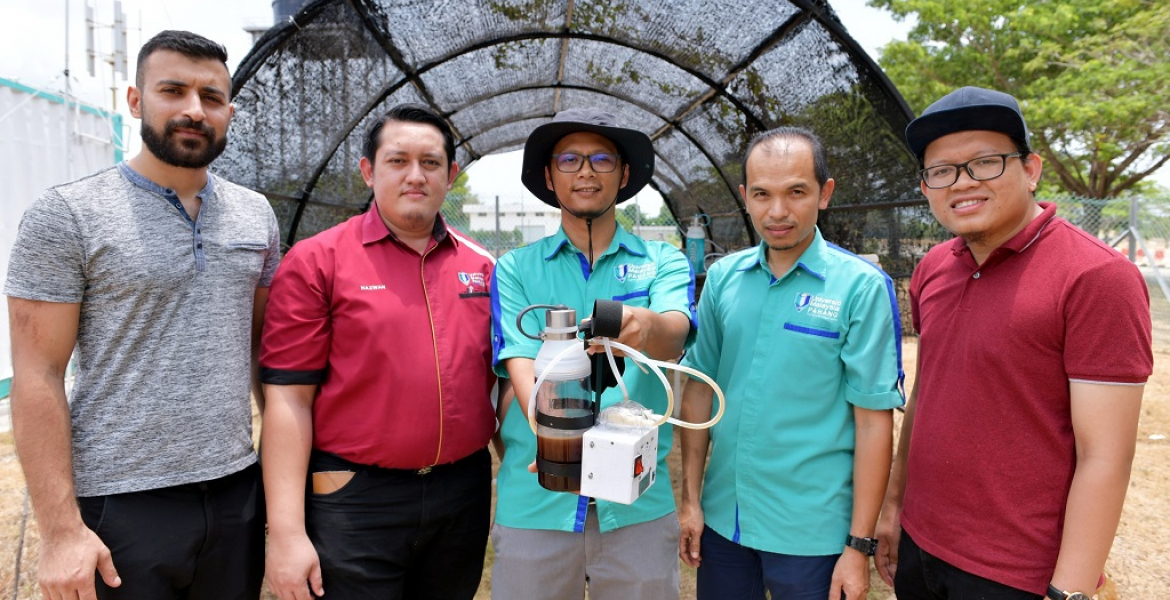 UMP researchers invented stingless bee honey suction pump for more quality produce