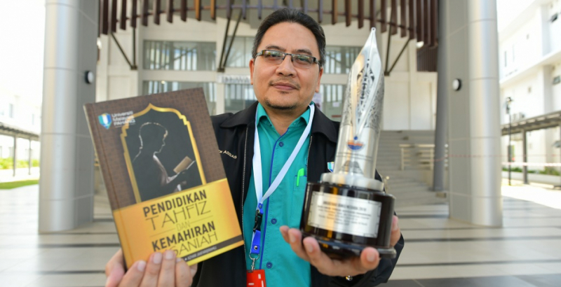 UMP’s book on tahfiz education and soft skill won award at the National Book Award 2019