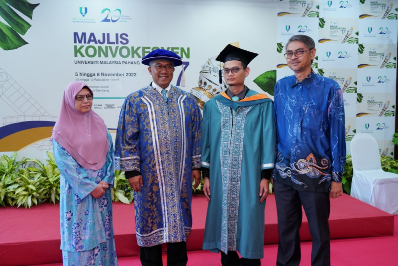 Disability did not prevent Nor Shafiqah and Nabil Lutfi from achieving their dreams