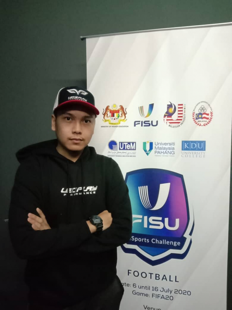 Syamir Azri represents Malaysia in the FISU eSports Challenge Football FIFA 20